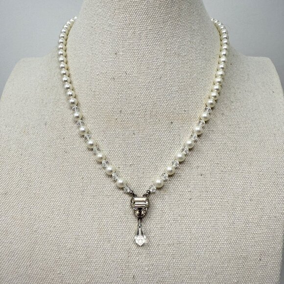 Vintage Faceted Crystal Bead Necklace‎ Faux Pearl Silver-Tone Classic Elegant - Picture 2 of 8